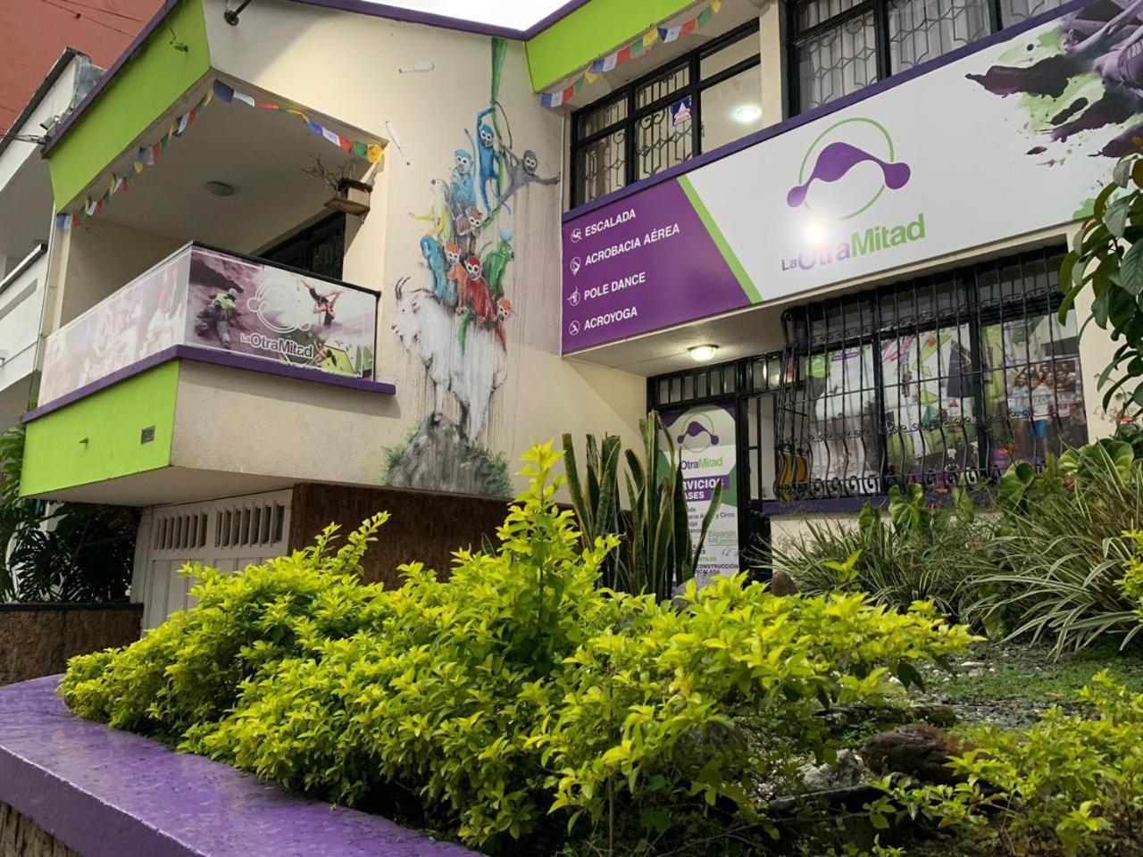 La Otra Mitad Hostel Armenia  Dış mekan fotoğraf